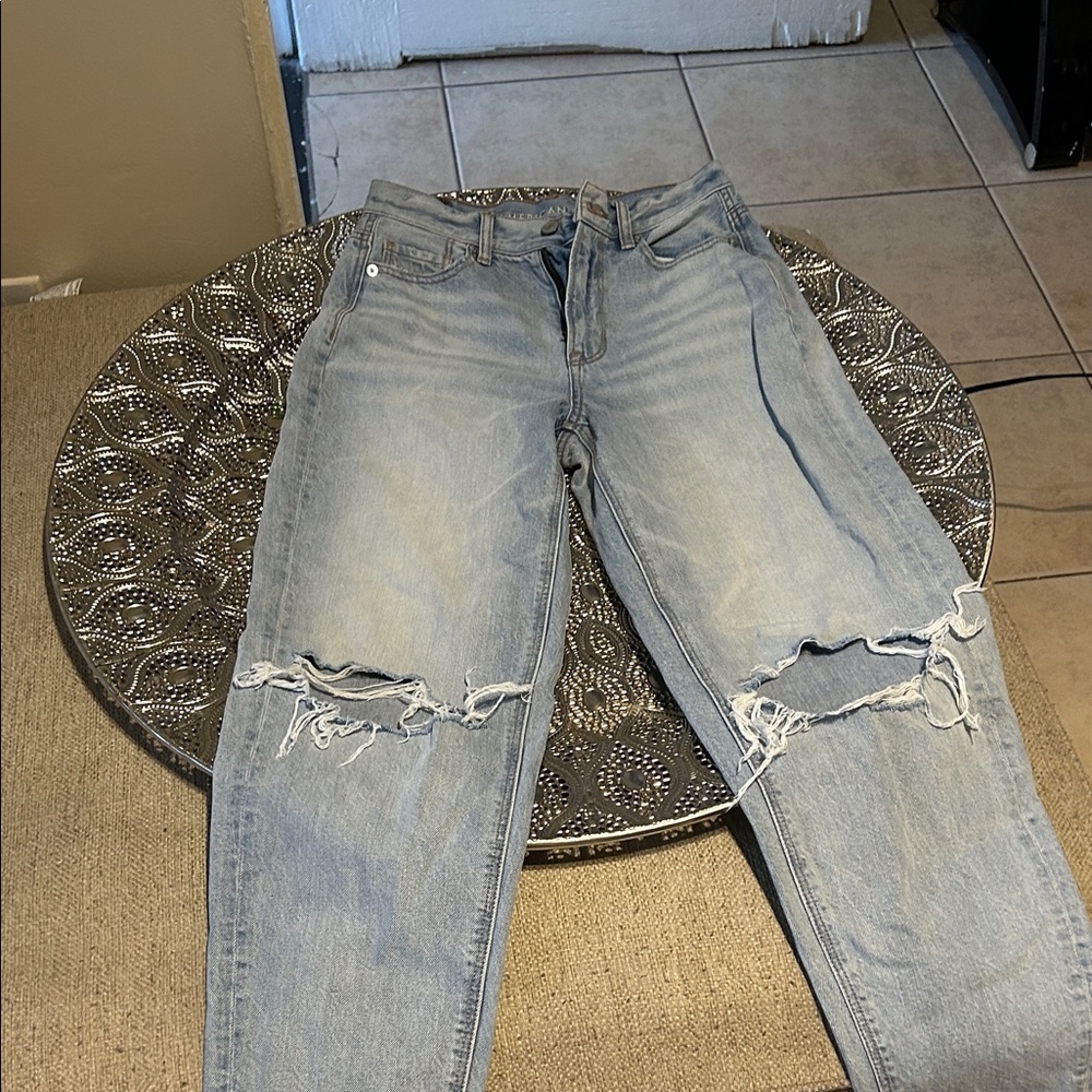 American Eagle Outfitters Light Blue Distressed Boyfriend Jeans